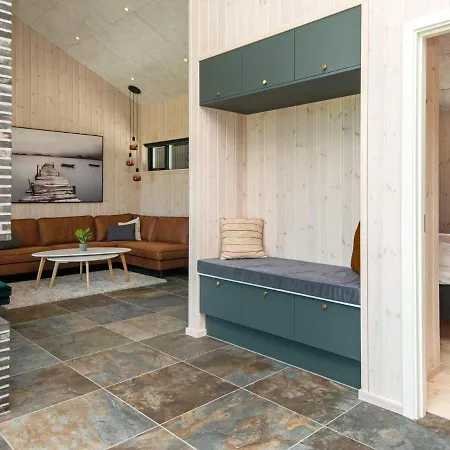 12 Person In Holiday home *